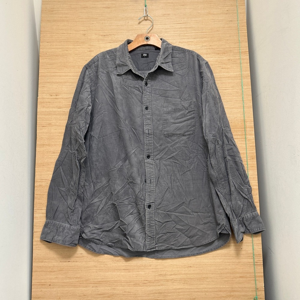 Uniqlo Mens Large Gray Corduroy Long Sleeve Button Down Shirt Pocket 7553